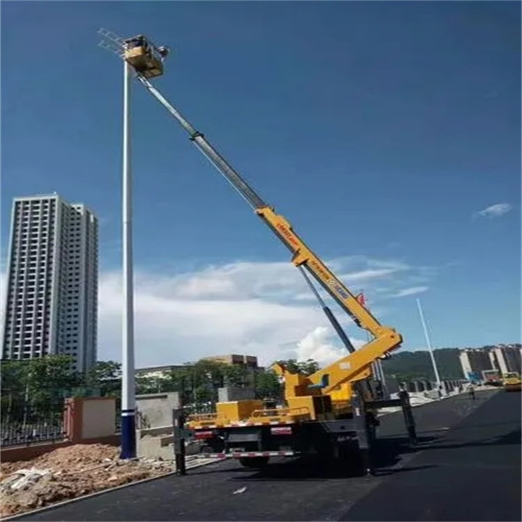 长顺维修路灯的曲臂升降车出租