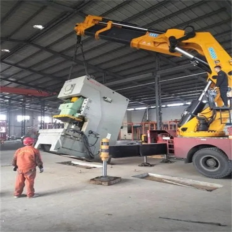 长顺80吨折臂吊车出租附近电话