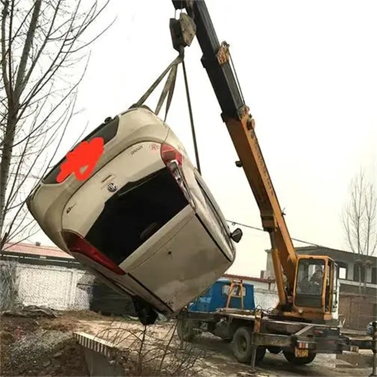 长顺随时待命，吊车24小时道路救援服务全解析