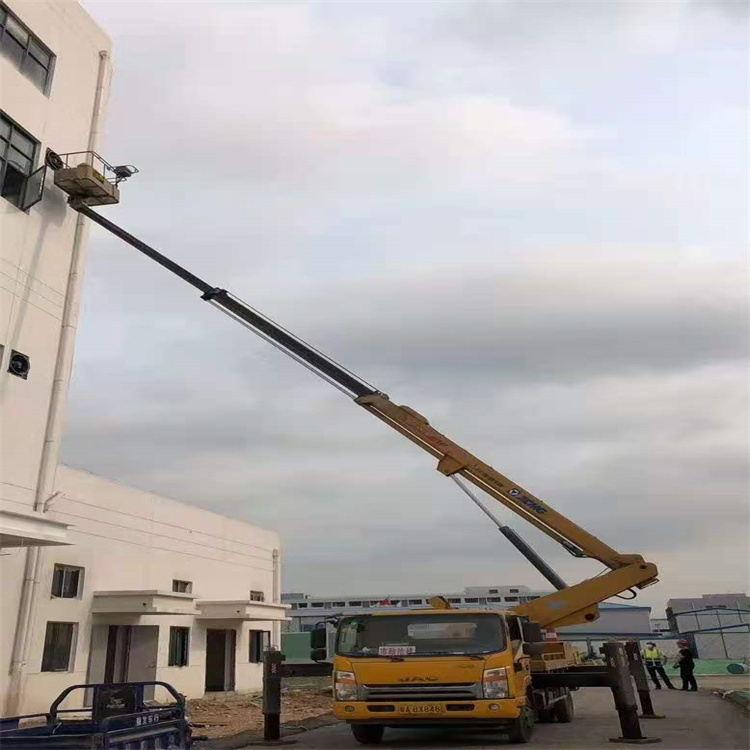 长顺附近高空车出租|市政施工/设备安装专用|随叫随到|亿立达设备租赁